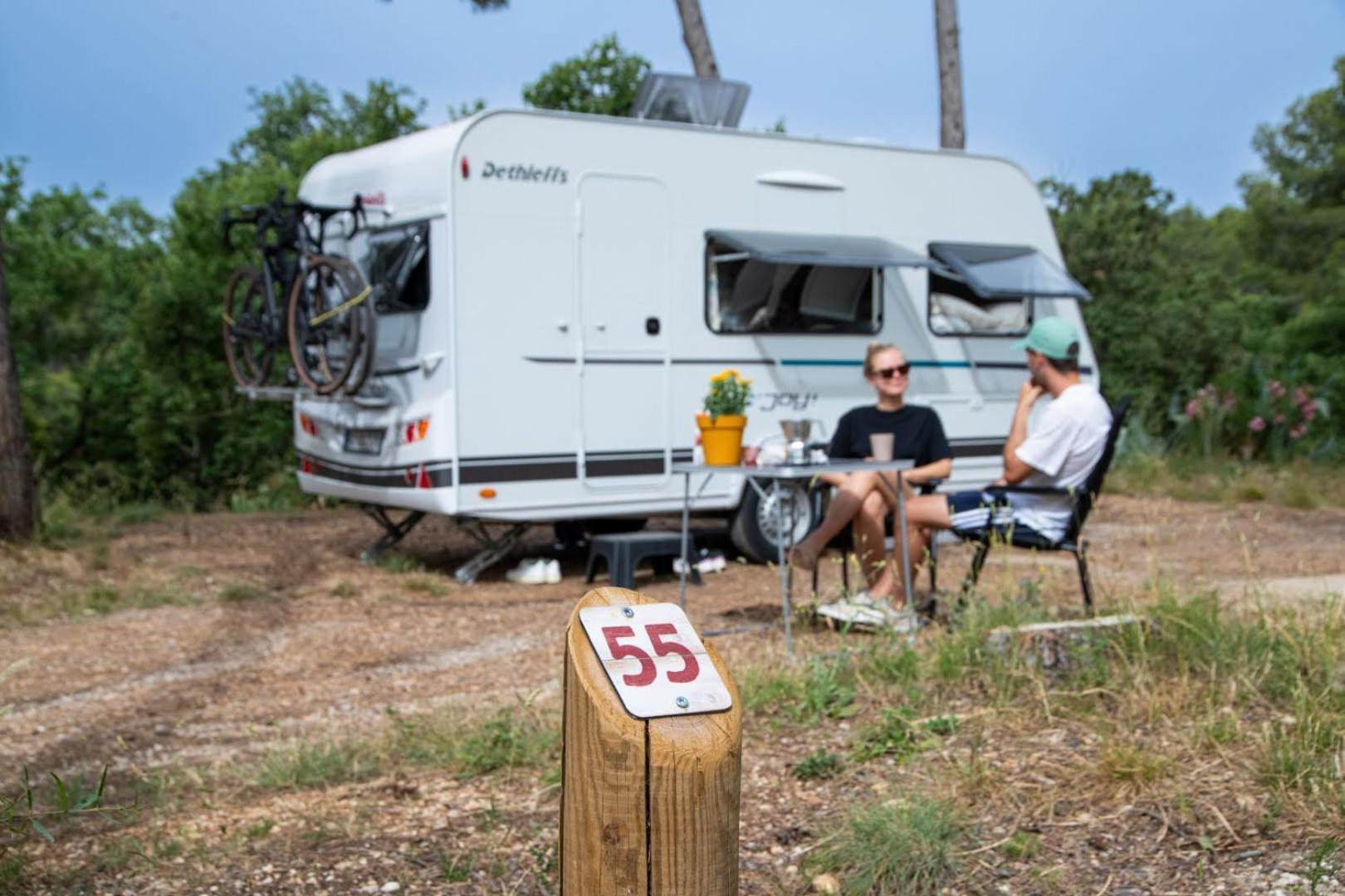 Camping Du Garlaban Aubagne Phòng bức ảnh