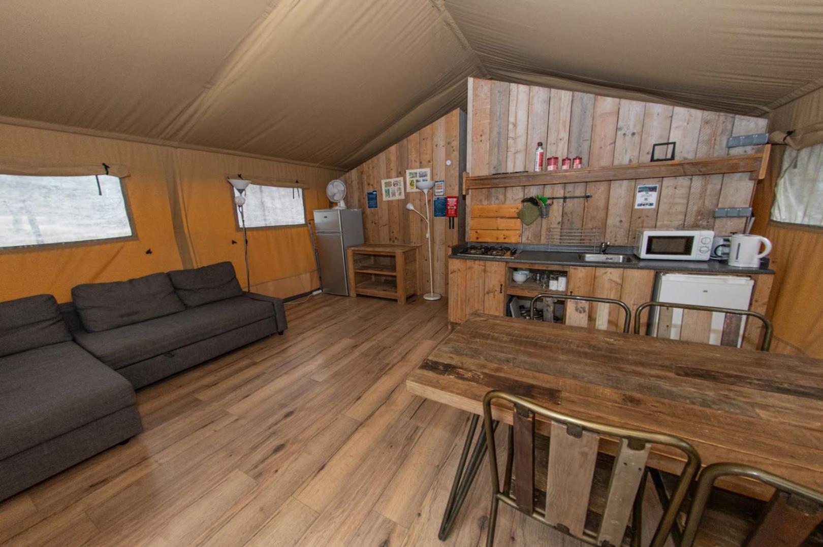 Camping Du Garlaban Aubagne Phòng bức ảnh